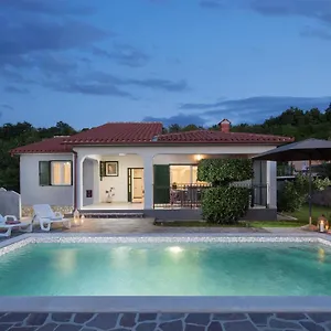 Villa Amaryllis, Labin (Istria)