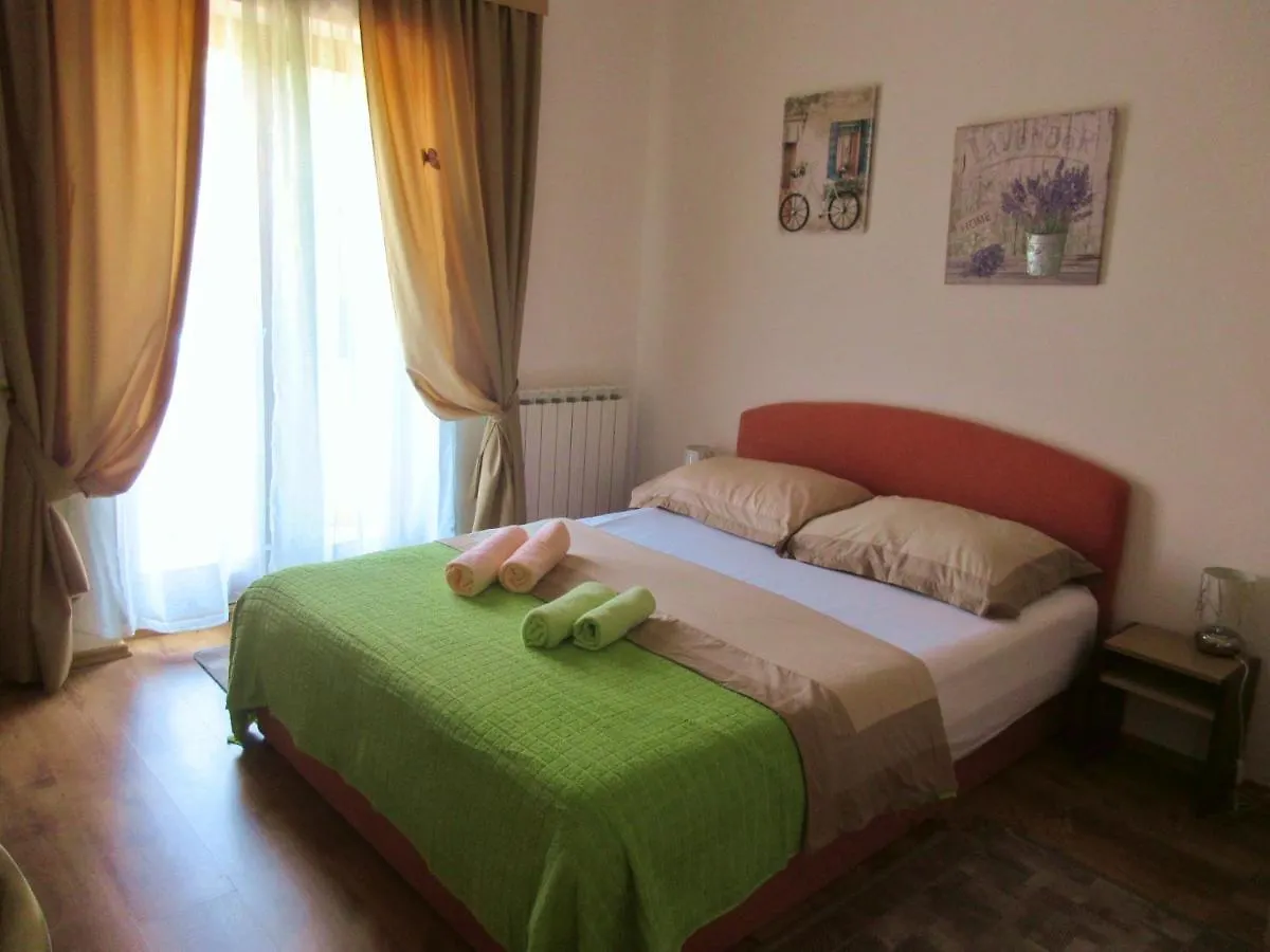Apartment Apartmani Kozic Labin  Croatia
